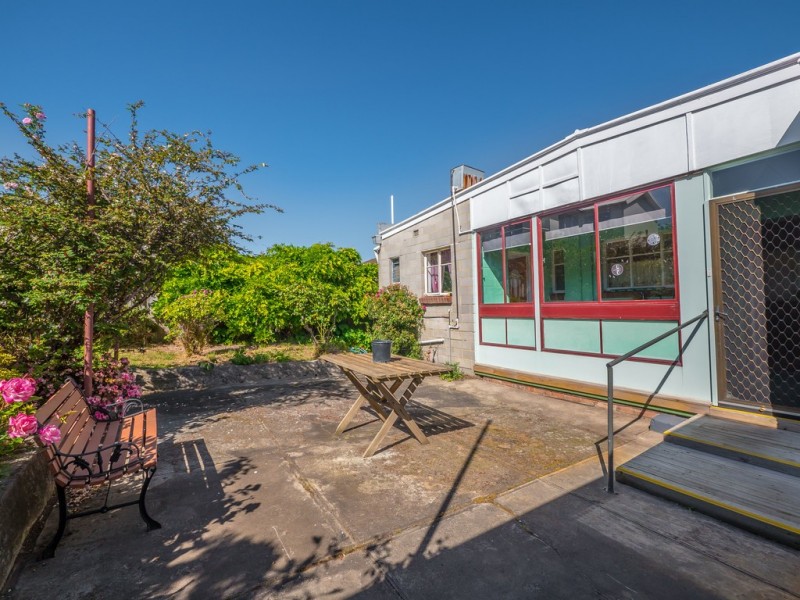 16 Topham Street, Rose Bay TAS 7015