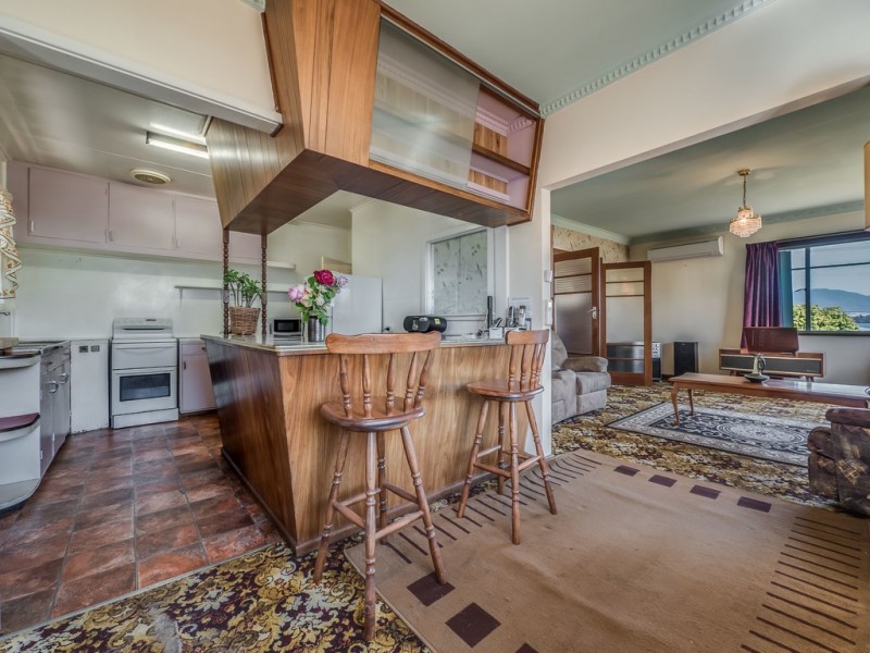 16 Topham Street, Rose Bay TAS 7015