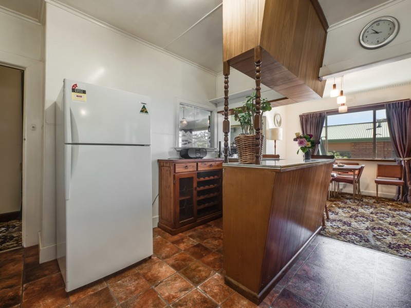 16 Topham Street, Rose Bay TAS 7015
