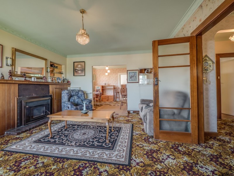 16 Topham Street, Rose Bay TAS 7015