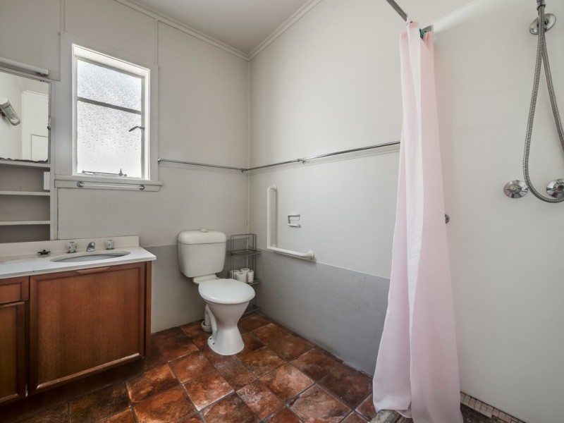 16 Topham Street, Rose Bay TAS 7015