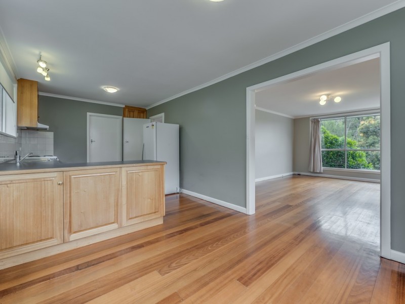 70 Brushy Creek Road, Lenah Valley TAS 7008