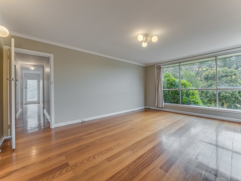 70 Brushy Creek Road, Lenah Valley TAS 7008