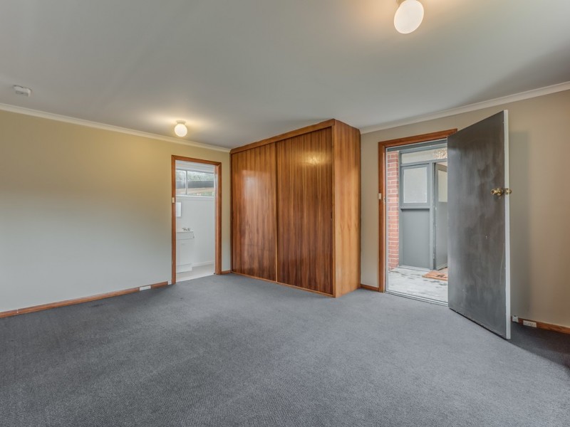 70 Brushy Creek Road, Lenah Valley TAS 7008