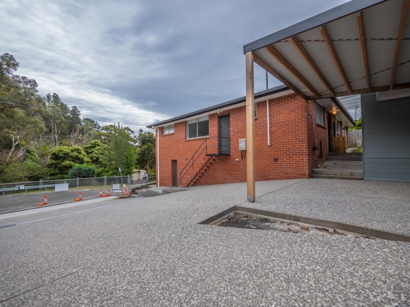 70 Brushy Creek Road, Lenah Valley TAS 7008
