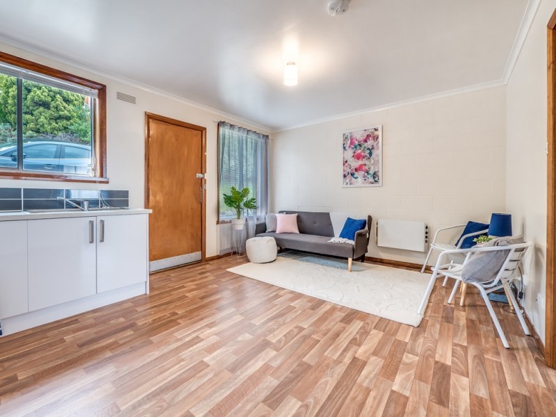 2/2 Nelis Court, Lutana TAS 7009