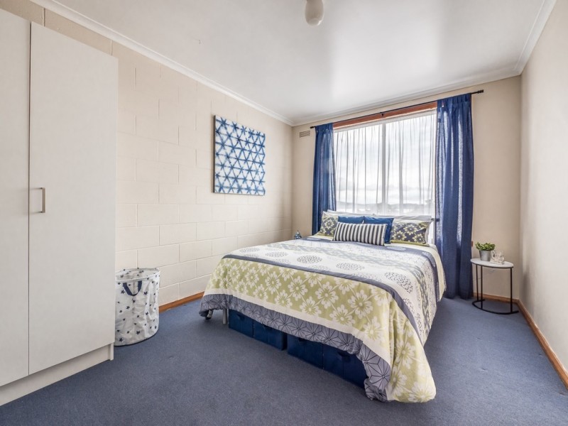 2/2 Nelis Court, Lutana TAS 7009