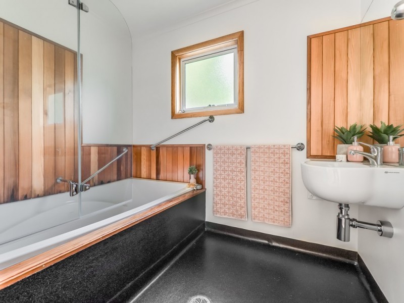 46 Delta Avenue, Taroona TAS 7053