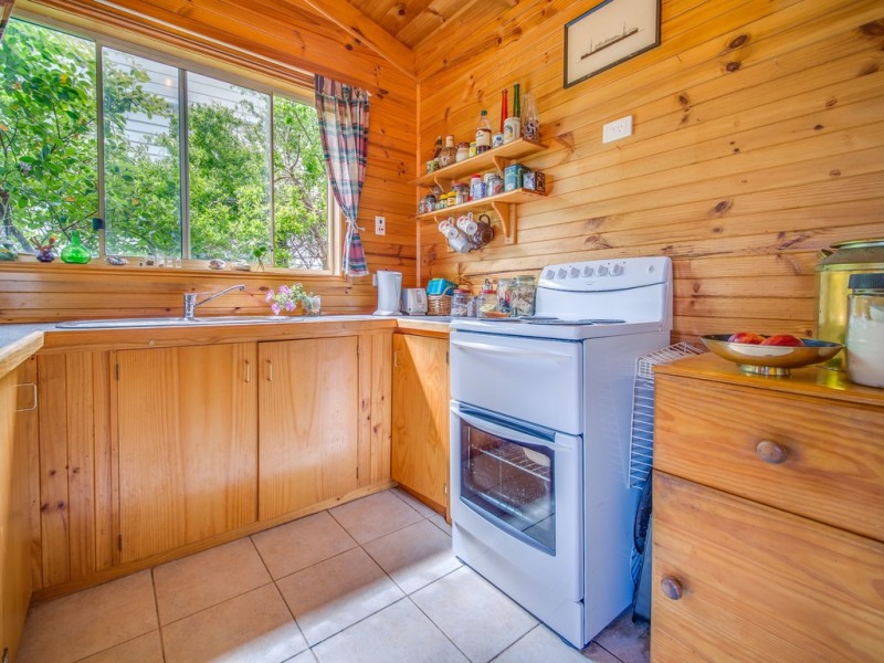 10 Gellibrand Lane, Opossum Bay TAS 7023