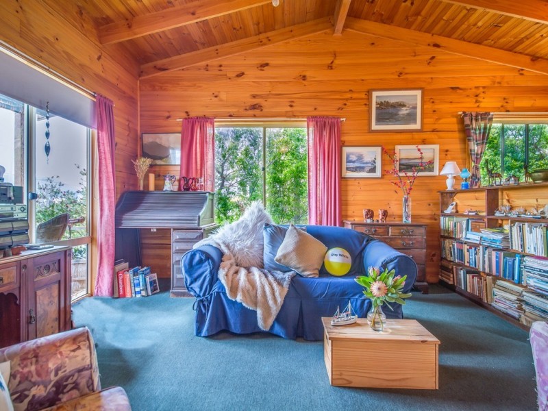 10 Gellibrand Lane, Opossum Bay TAS 7023