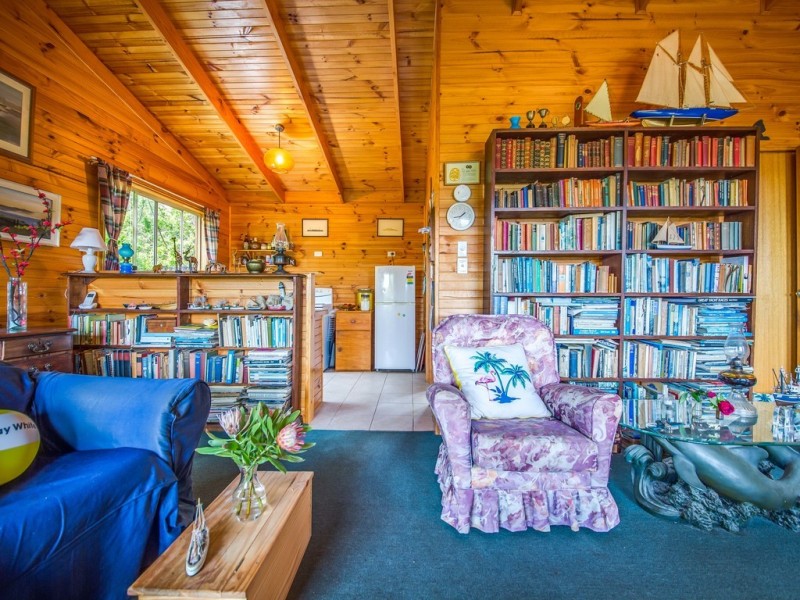 10 Gellibrand Lane, Opossum Bay TAS 7023