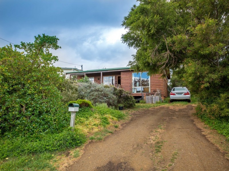 10 Gellibrand Lane, Opossum Bay TAS 7023