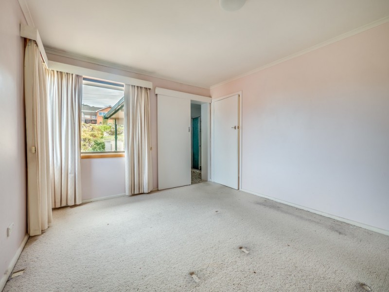 22 St Helens Street, Lindisfarne TAS 7015