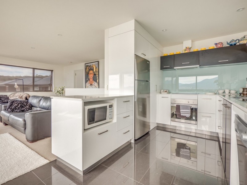 1/746 Oceana Drive, Tranmere TAS 7018