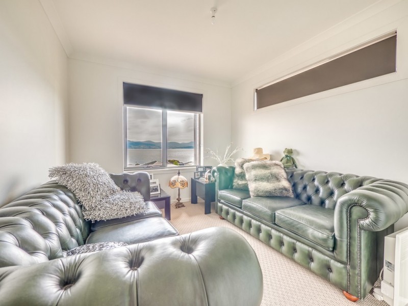 1/746 Oceana Drive, Tranmere TAS 7018