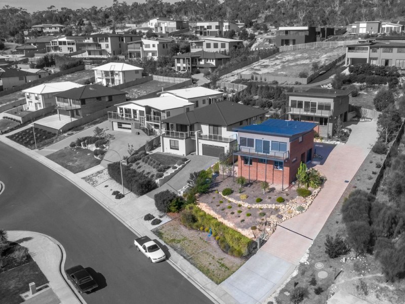 1/746 Oceana Drive, Tranmere TAS 7018