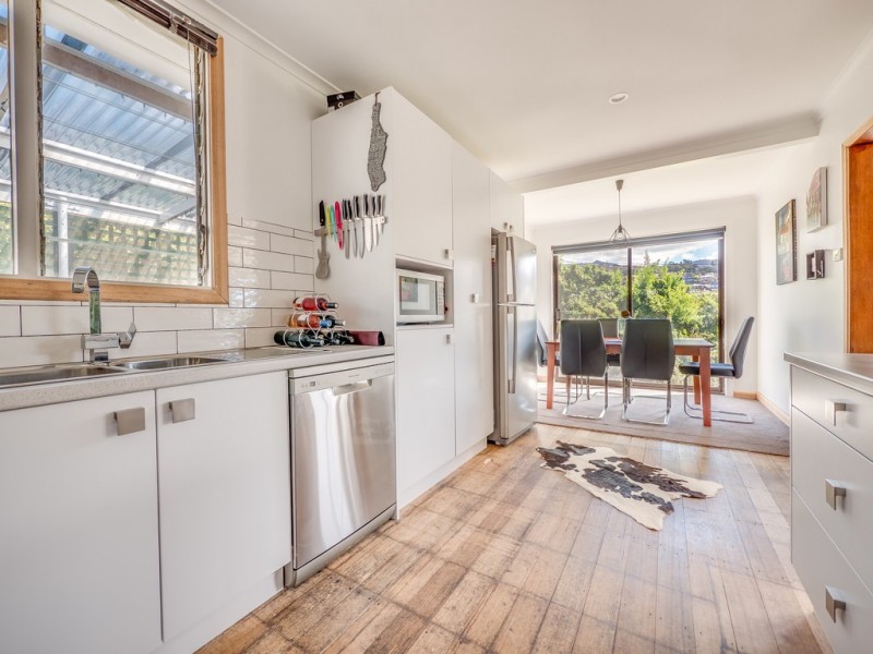 30 Devines Road, Glenorchy TAS 7010