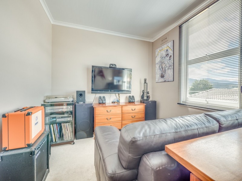 30 Devines Road, Glenorchy TAS 7010