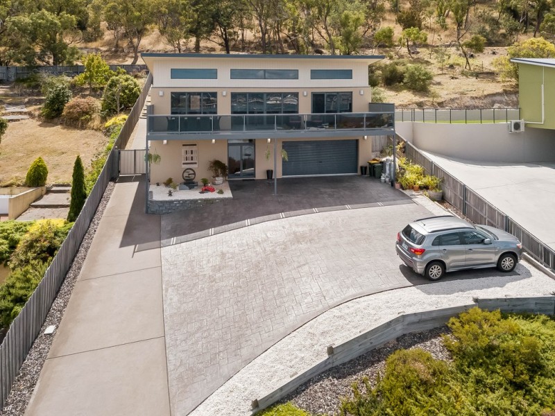 3/176 Derwent Avenue, Lindisfarne TAS 7015