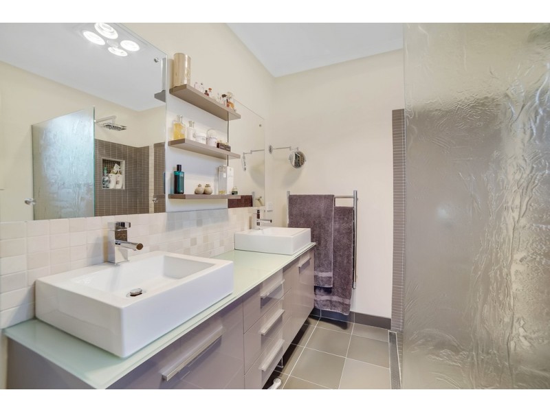 3/176 Derwent Avenue, Lindisfarne TAS 7015