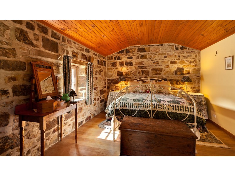 1 Tynwald Road, New Norfolk TAS 7140