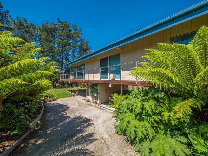 429 Clifton Beach Road, Clifton Beach TAS 7020