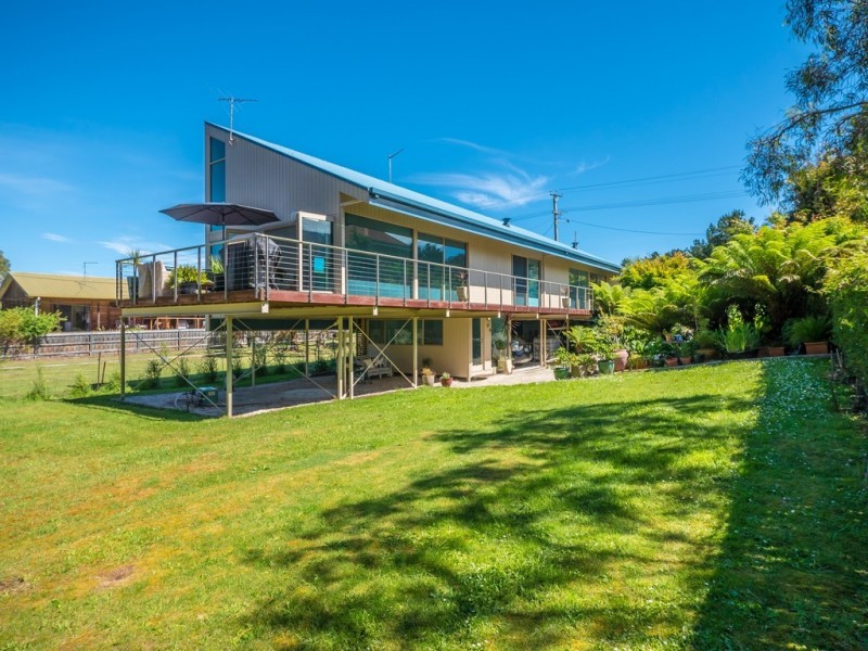 429 Clifton Beach Road, Clifton Beach TAS 7020