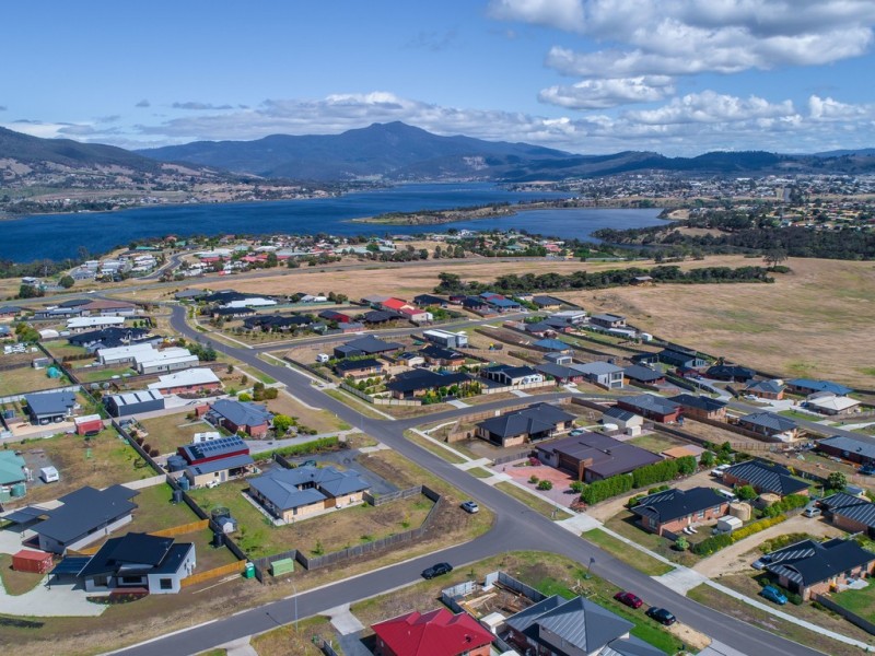 21 Riviera Drive, Old Beach TAS 7017