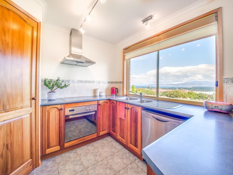 19 Wards Avenue, Lewisham TAS 7173