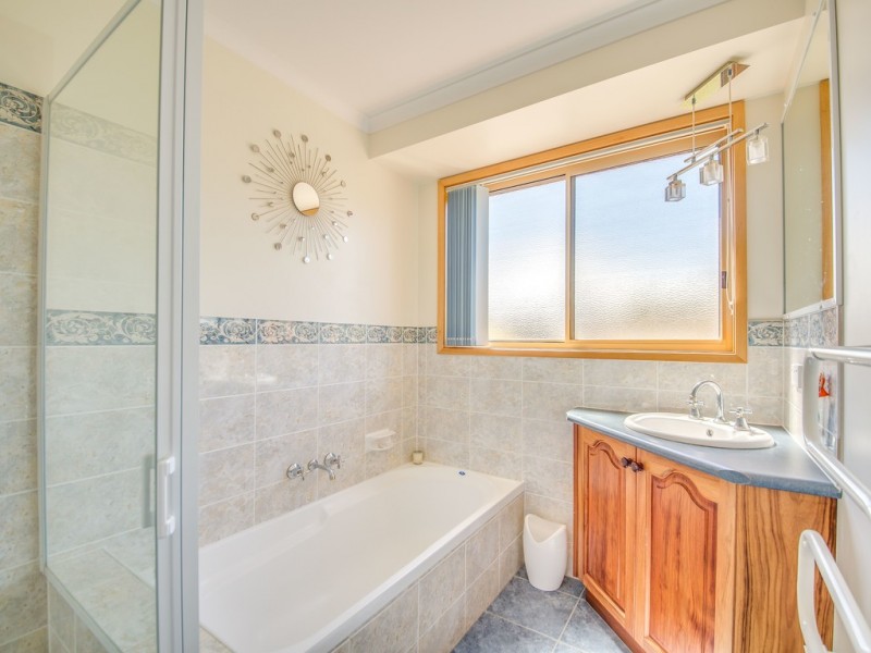 19 Wards Avenue, Lewisham TAS 7173