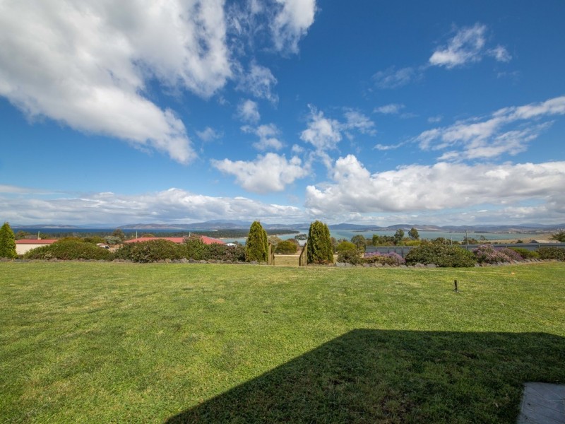 19 Wards Avenue, Lewisham TAS 7173