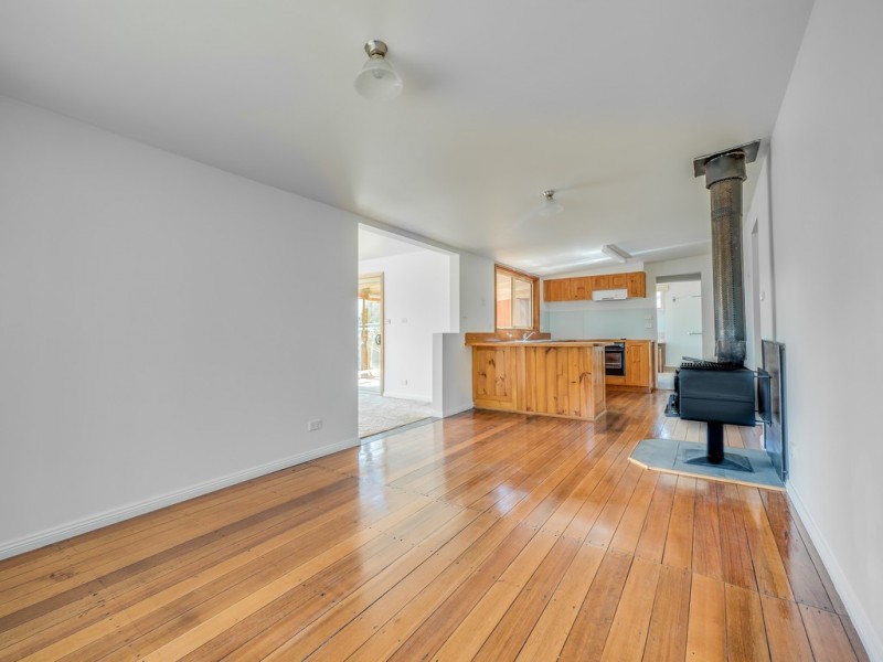 24 Roaring Beach Road, South Arm TAS 7022