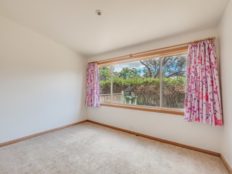 24 Roaring Beach Road, South Arm TAS 7022