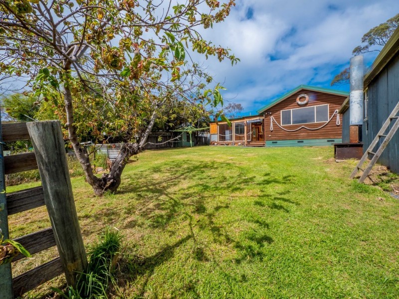 24 Roaring Beach Road, South Arm TAS 7022