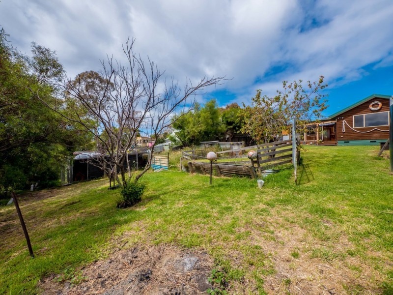 24 Roaring Beach Road, South Arm TAS 7022