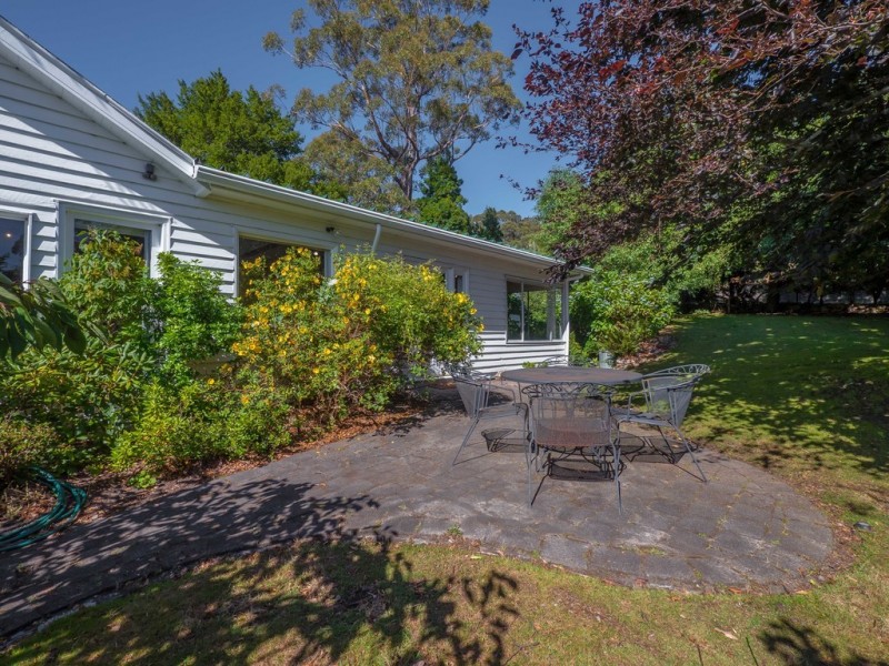 10 Bracken Lane, Fern Tree TAS 7054