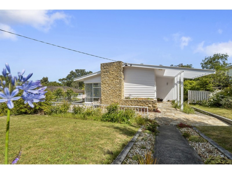 7 Kelvedon Avenue, Taroona TAS 7053
