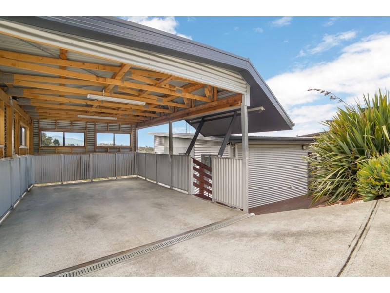39 Rosehill Crescent, Lenah Valley TAS 7008