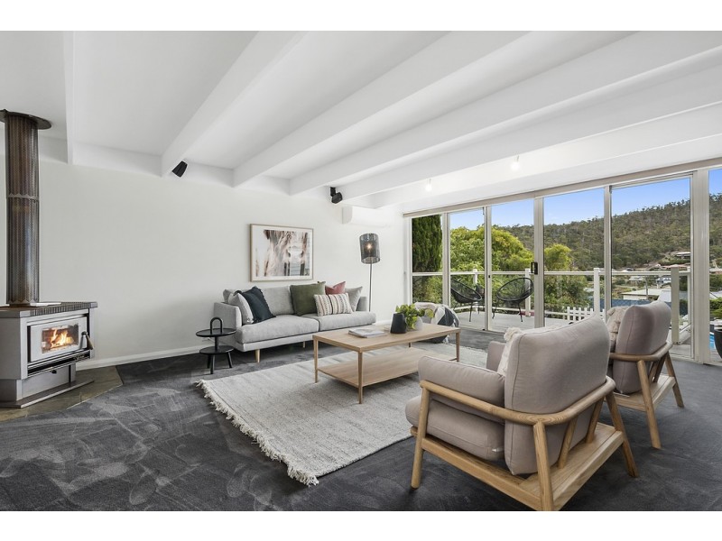 33 Derwent Avenue, Geilston Bay TAS 7015