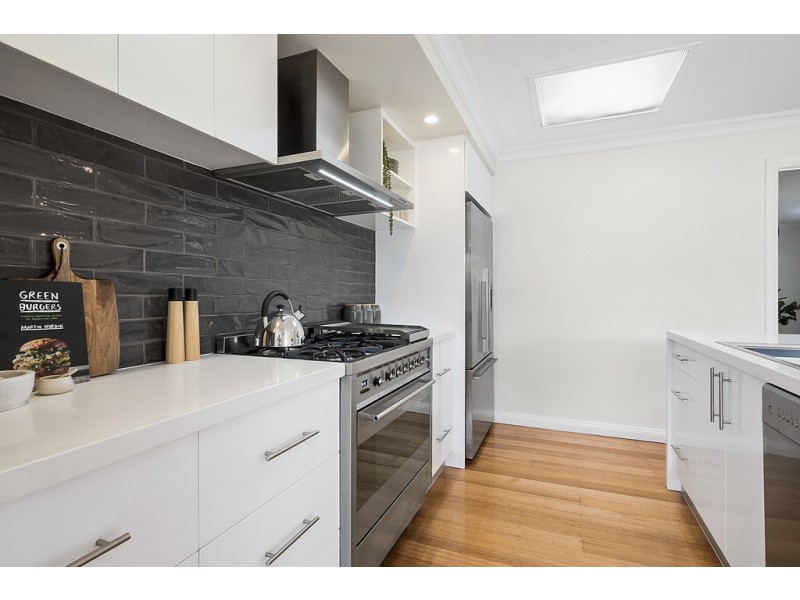 33 Derwent Avenue, Geilston Bay TAS 7015