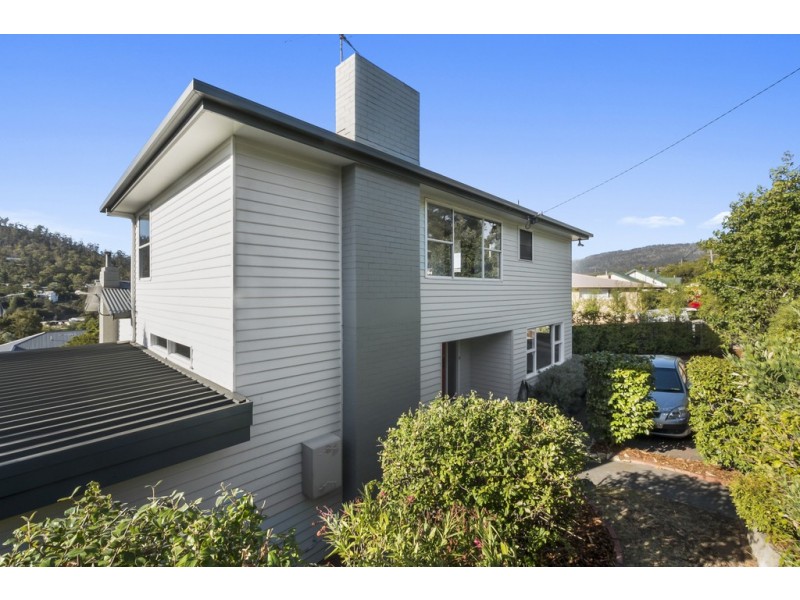 33 Derwent Avenue, Geilston Bay TAS 7015