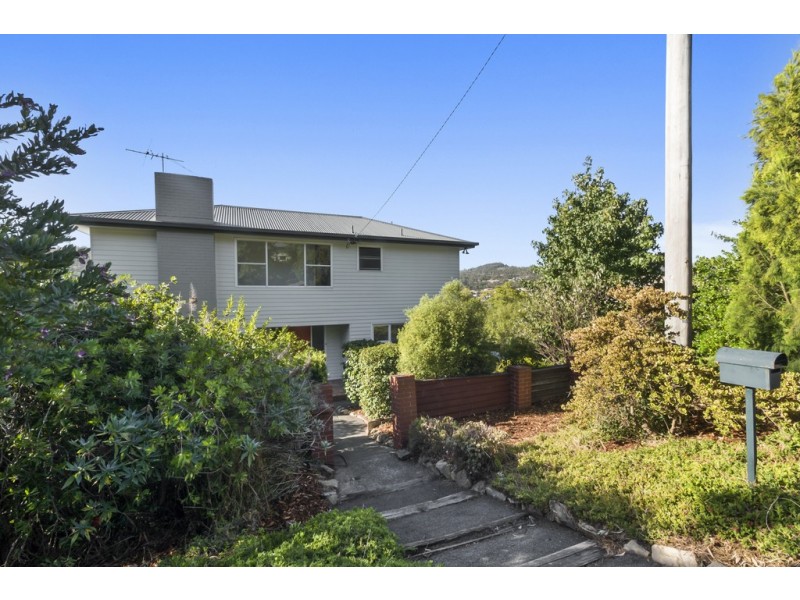 33 Derwent Avenue, Geilston Bay TAS 7015