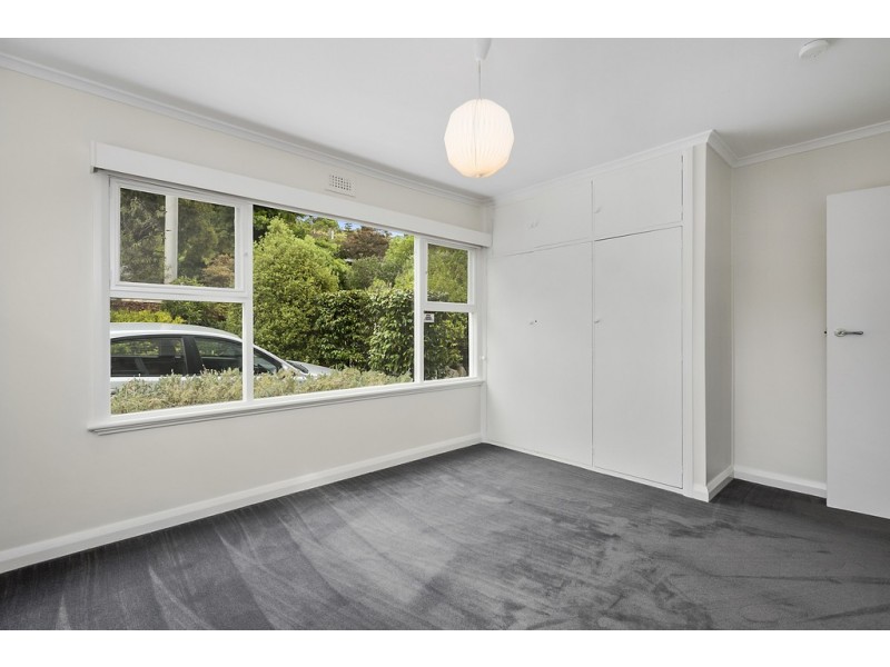 33 Derwent Avenue, Geilston Bay TAS 7015