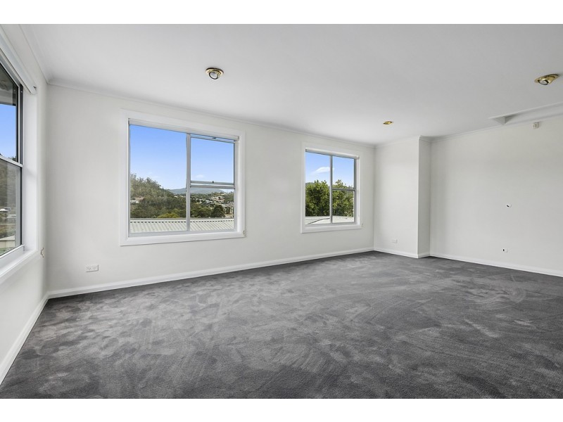 33 Derwent Avenue, Geilston Bay TAS 7015