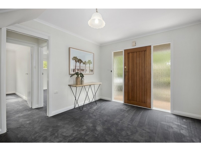 33 Derwent Avenue, Geilston Bay TAS 7015