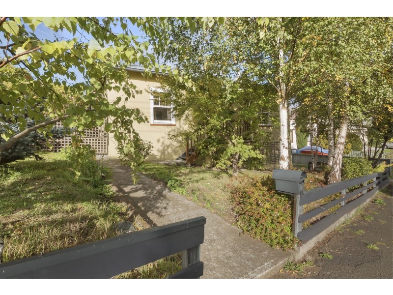 7 Cox Avenue, Lutana TAS 7009