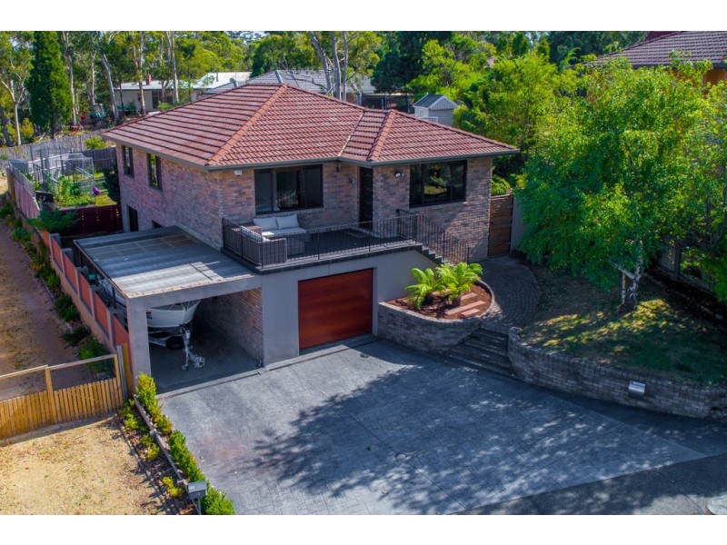 16 Lalwinya Road, Mount Nelson TAS 7007