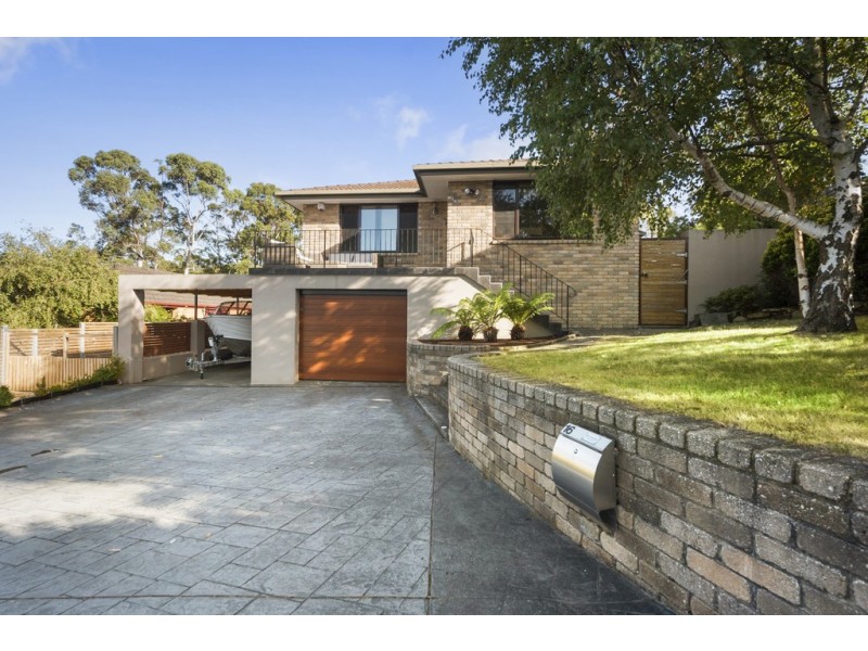 16 Lalwinya Road, Mount Nelson TAS 7007