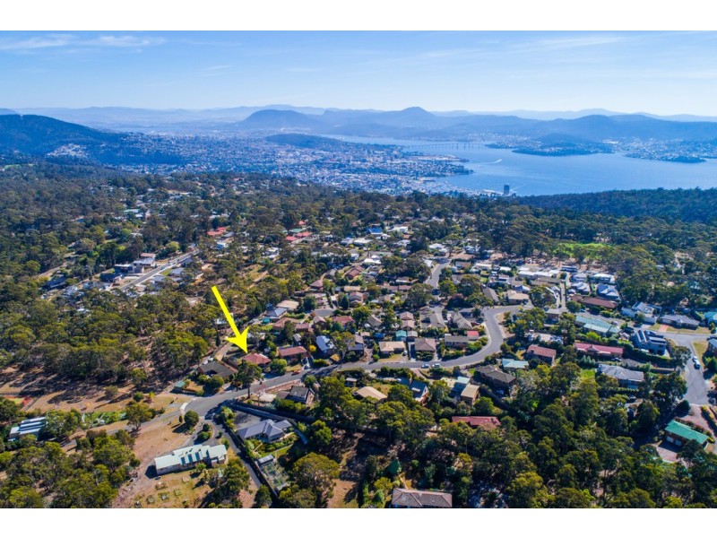 16 Lalwinya Road, Mount Nelson TAS 7007