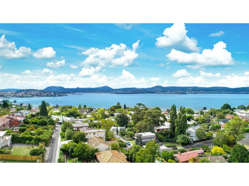 24 Willowdene Avenue, Sandy Bay TAS 7005
